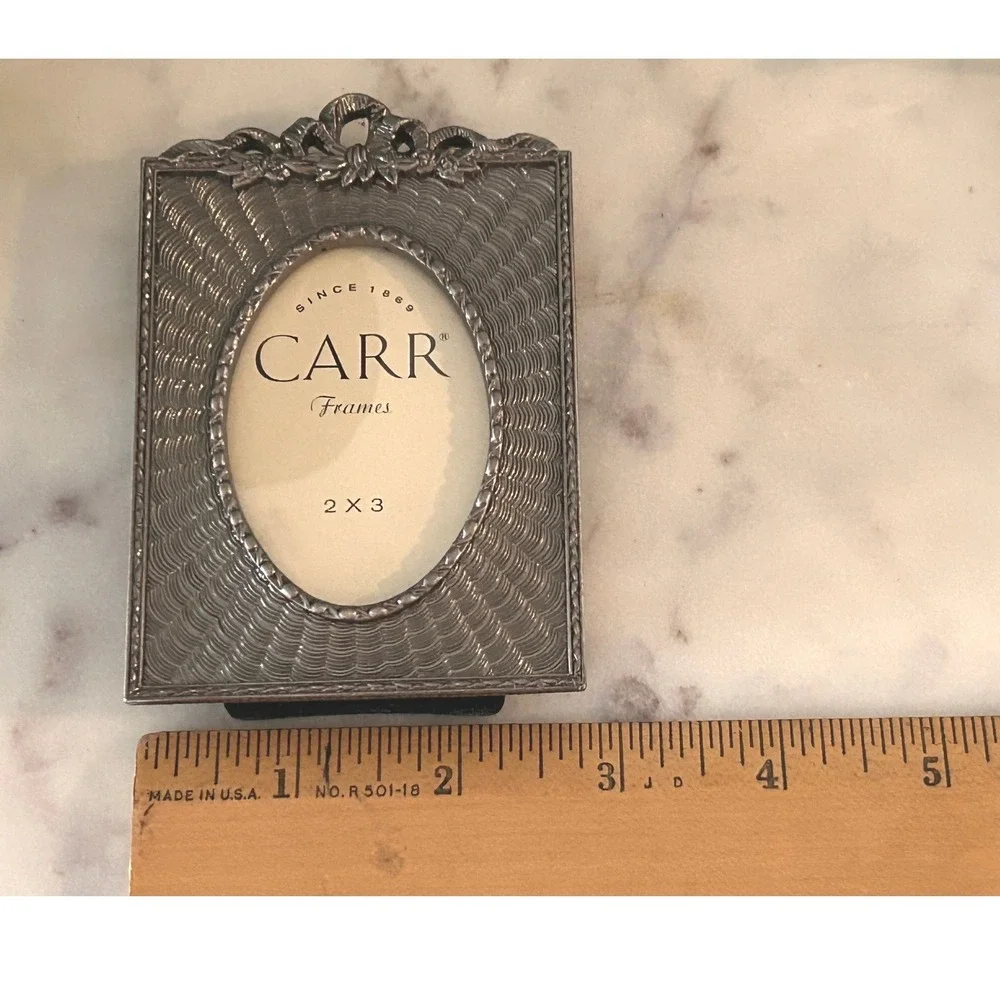 Carr Frames Silver Tone Metal 2x3 Oval Picture Frame Victorian Bow Floral Crest